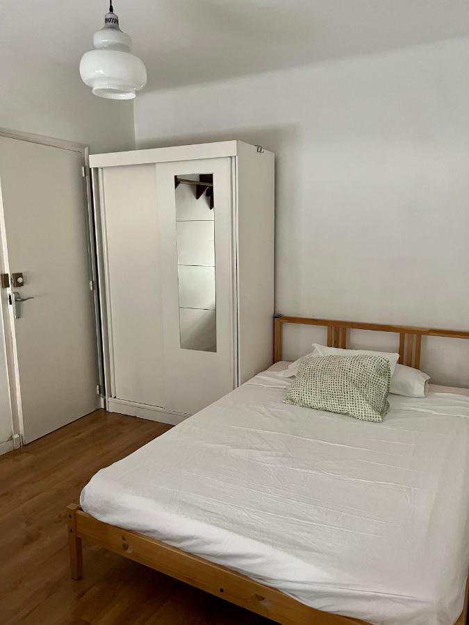 Habitacion Economica Lejlighed Figueres  Eksteriør billede