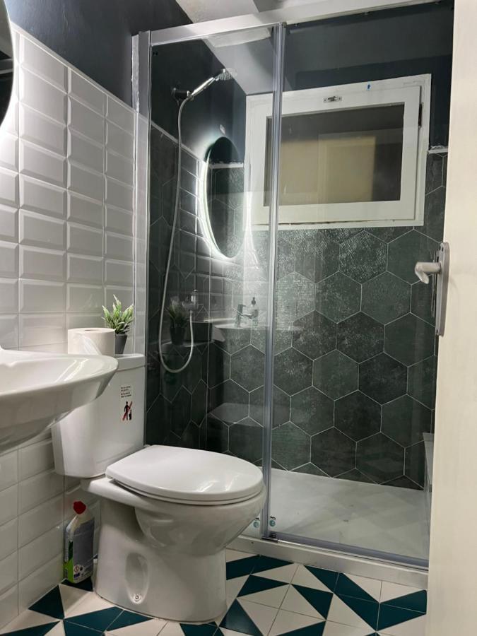 Habitacion Economica Lejlighed Figueres  Eksteriør billede